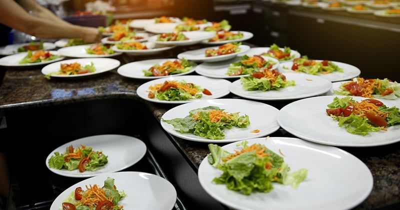 Plats végétariens riches en protéines pour sportifs : le guide complet