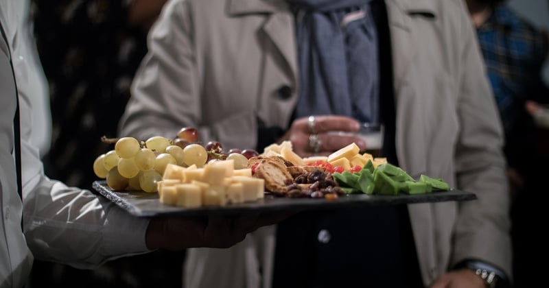 15 idées d'apéro dinatoire simples et rapides pour vos soirées